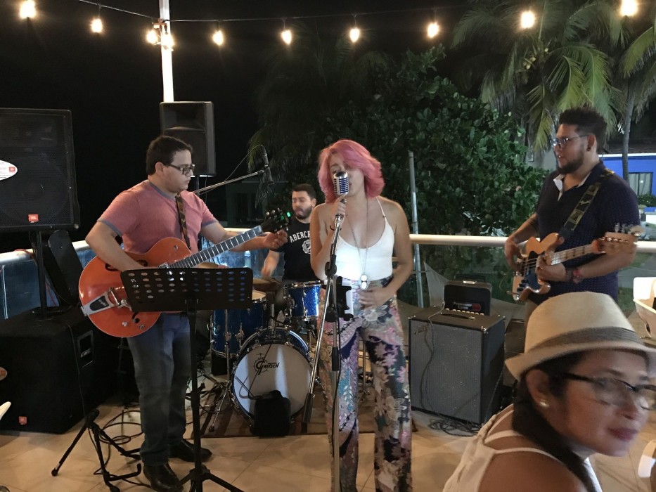 hotel los farallones