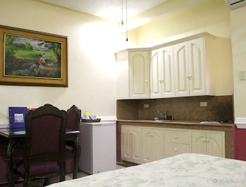 kokomos suites hotel