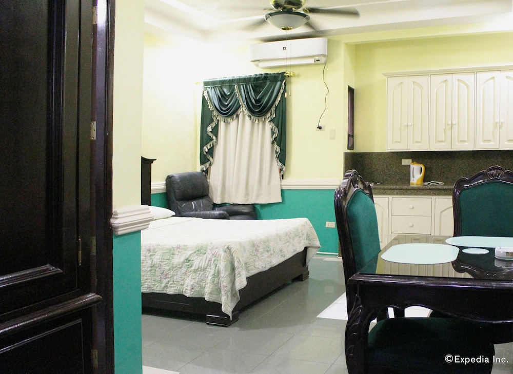 kokomos suites hotel