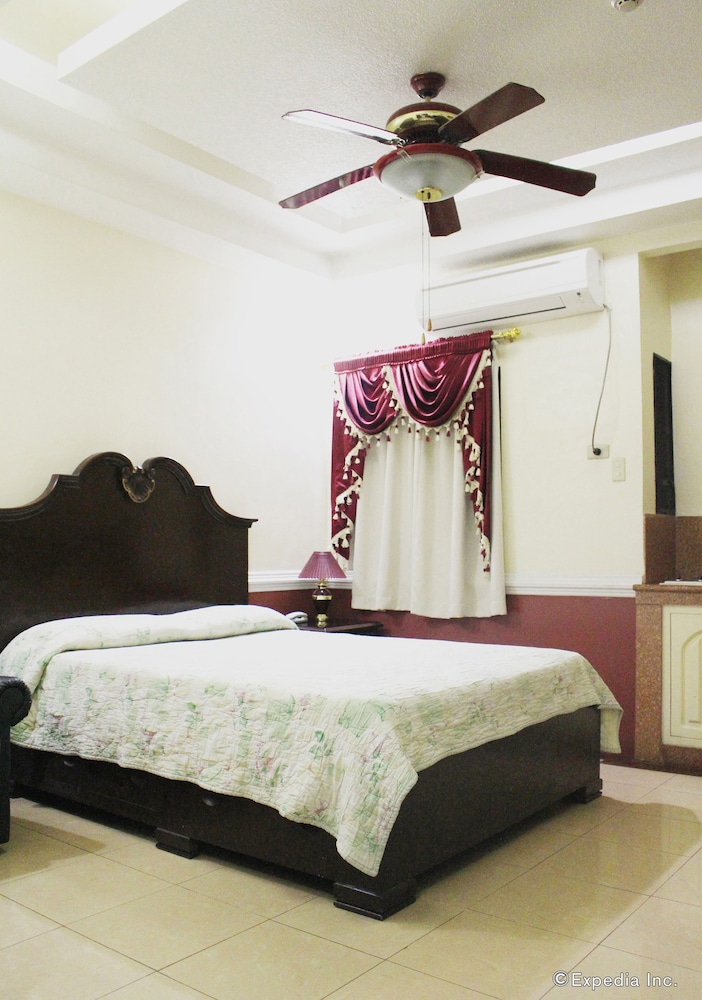 kokomos suites hotel