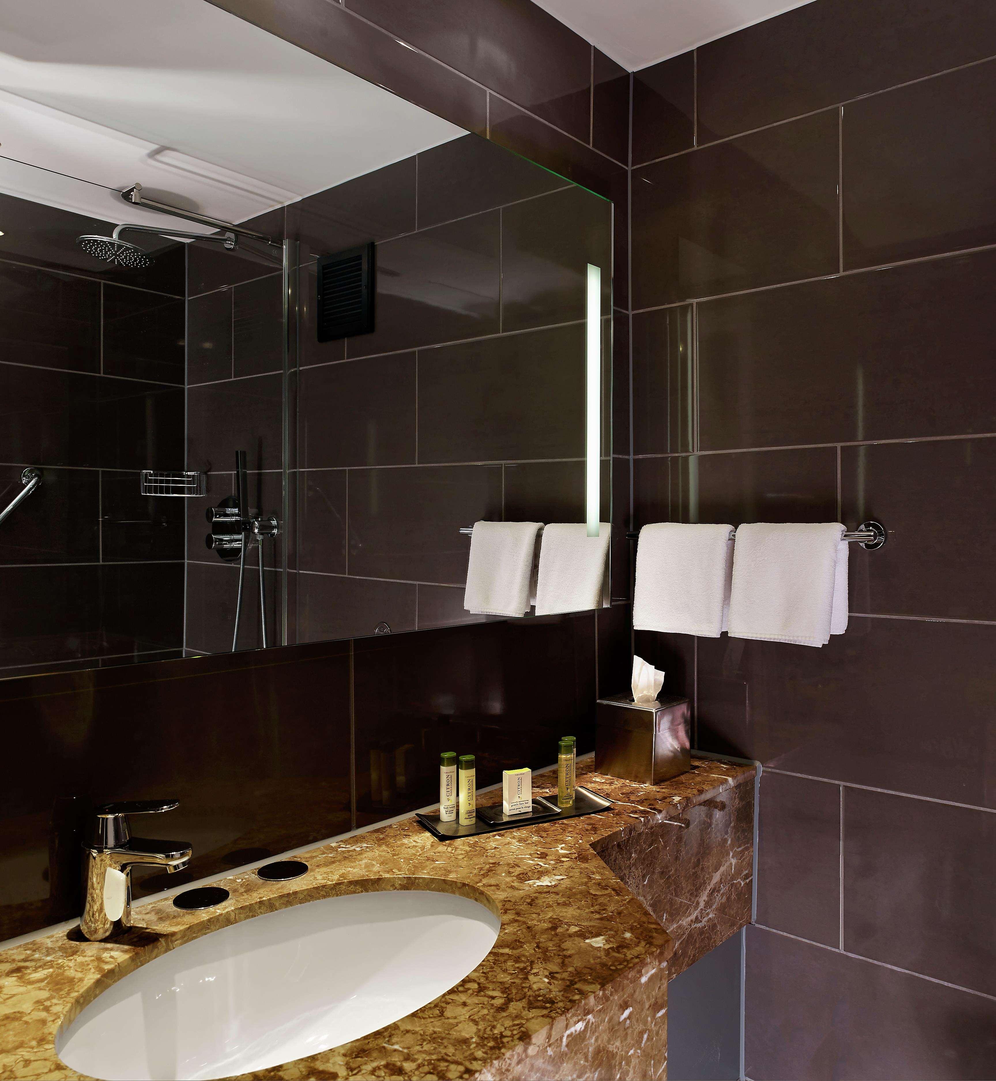 doubletree by hilton bristol