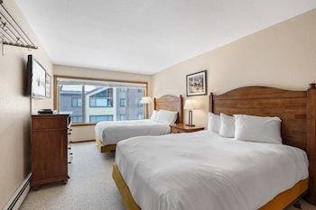 2 Bedroom Kirkwood Condo Across The Street From Village 2 Condo,,2 star