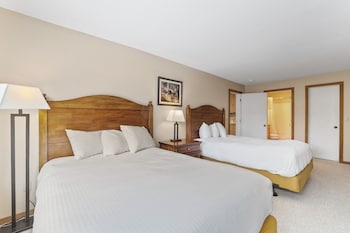 2 Bedroom Kirkwood Condo Across The Street From Village 2 Condo,,2 star