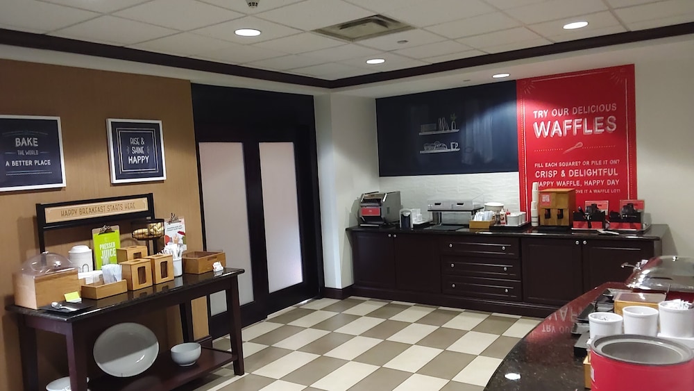 hampton inn and suites tampa wesley chapel