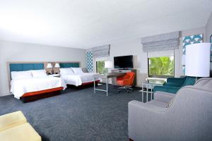 hampton inn and suites tampa wesley chapel