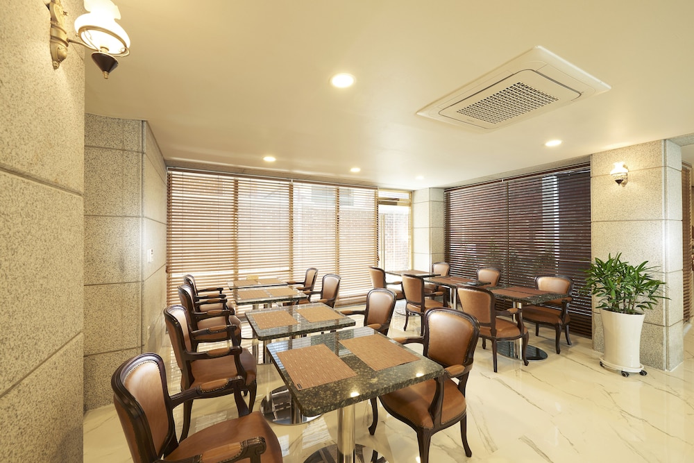 noble tourist hotel insadong