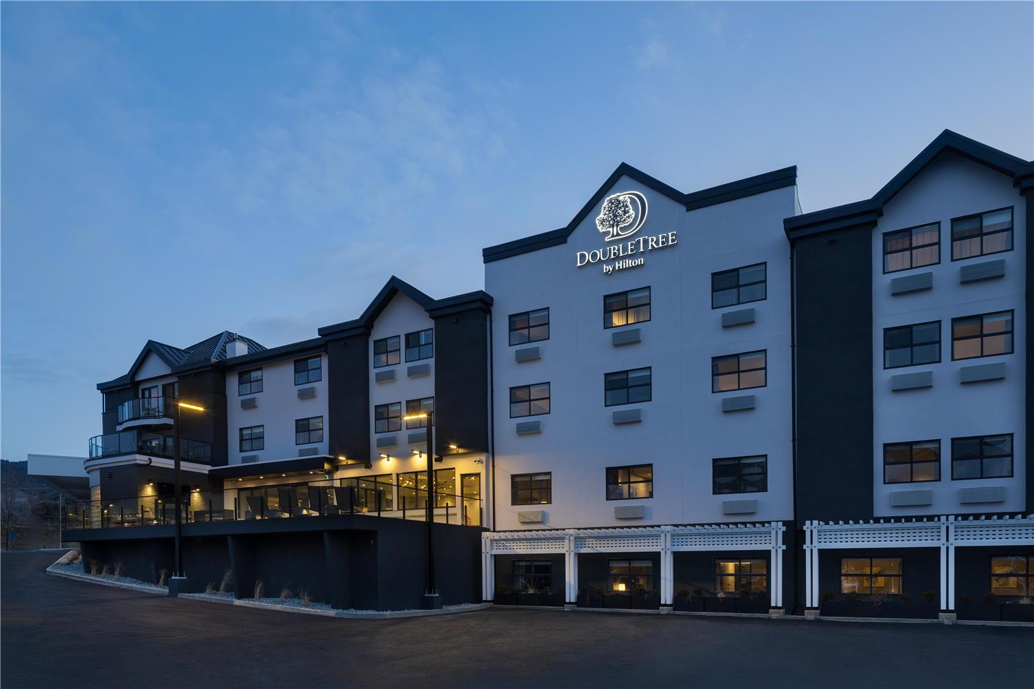 doubletree by hilton west kelowna