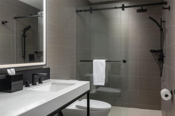 doubletree by hilton west kelowna