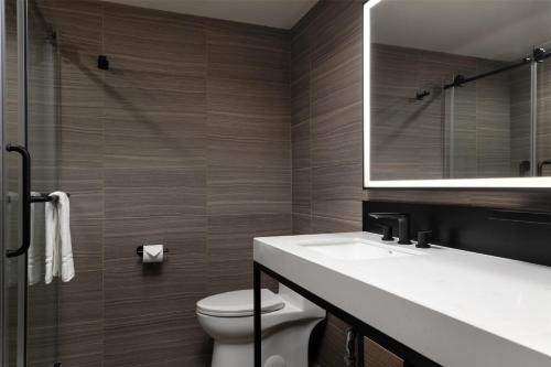 doubletree by hilton west kelowna