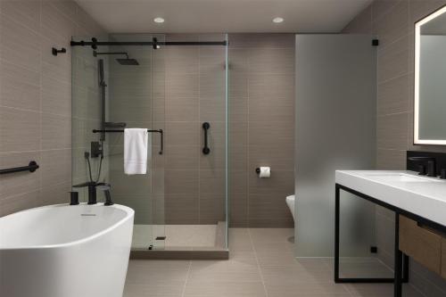 doubletree by hilton west kelowna