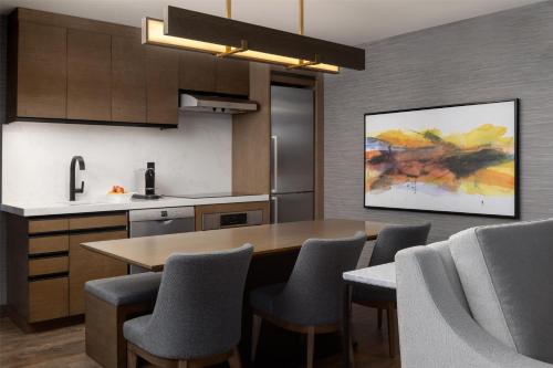 doubletree by hilton west kelowna