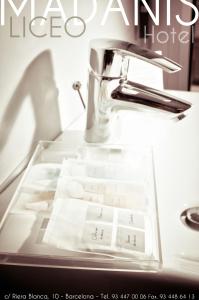 hotel madanis liceo