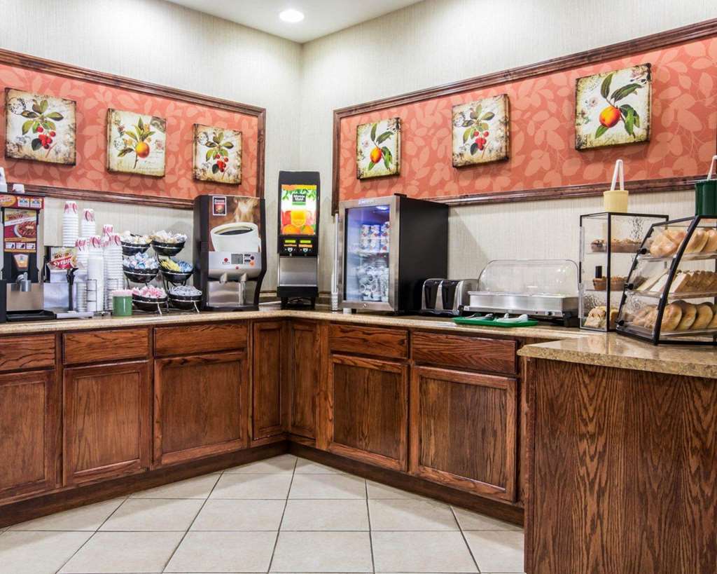 econo lodge lake region