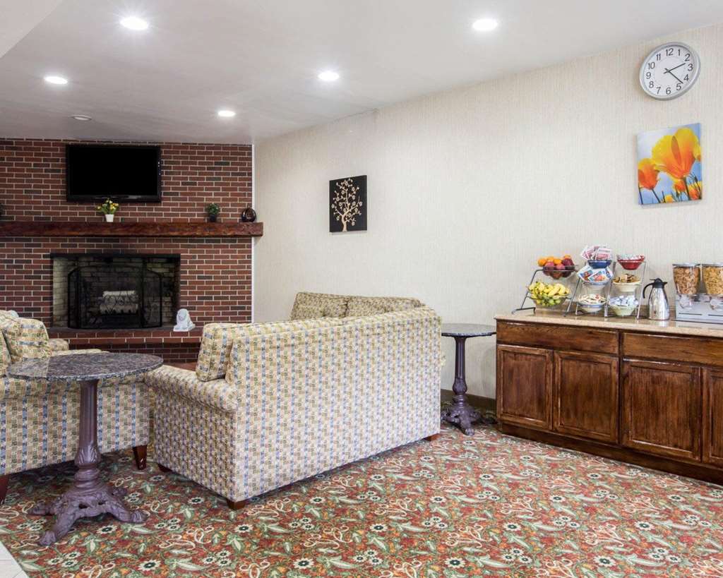 econo lodge lake region