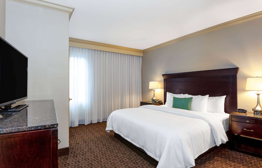 hawthorn extended stay by wyndham west palm beach