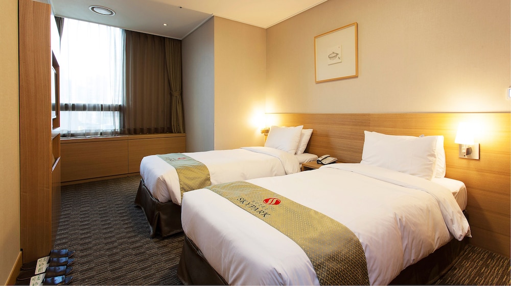 hotel skypark central myeongdong
