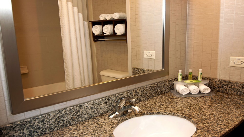 holiday inn express and suites wichita northeast by ihg