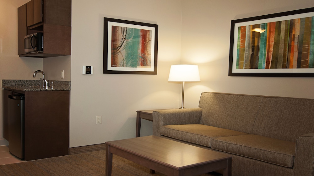 holiday inn express and suites wichita northeast by ihg