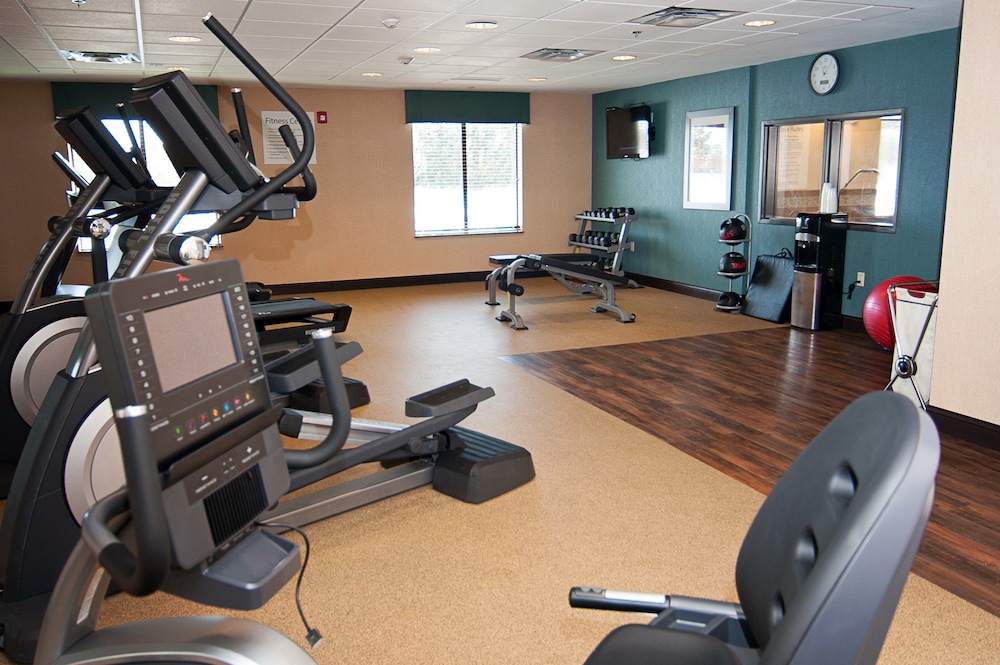 holiday inn express and suites wichita northeast by ihg