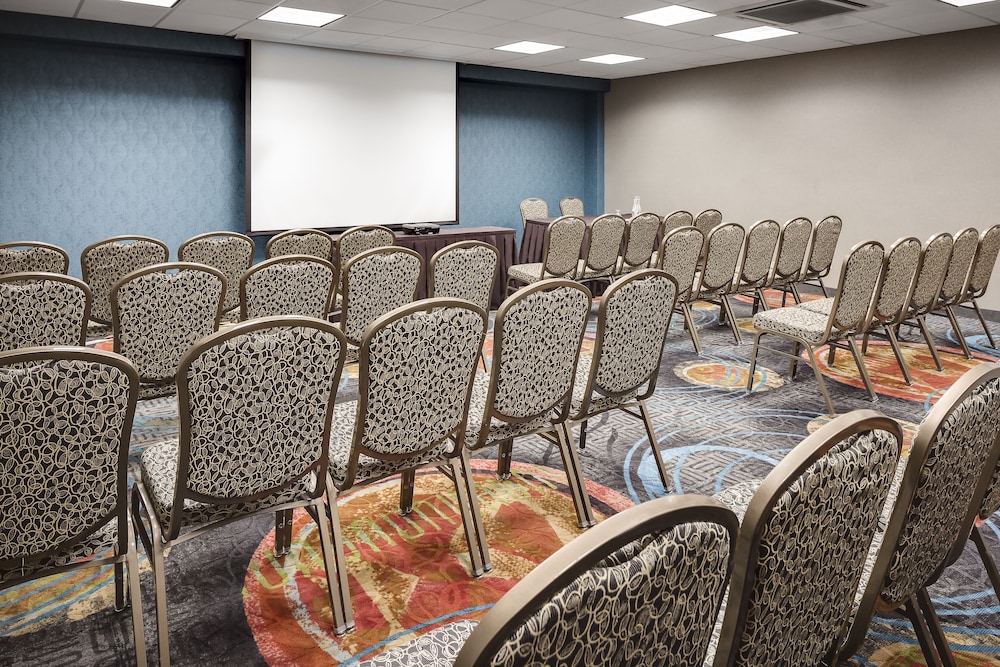 holiday inn wichita east i 35 by ihg