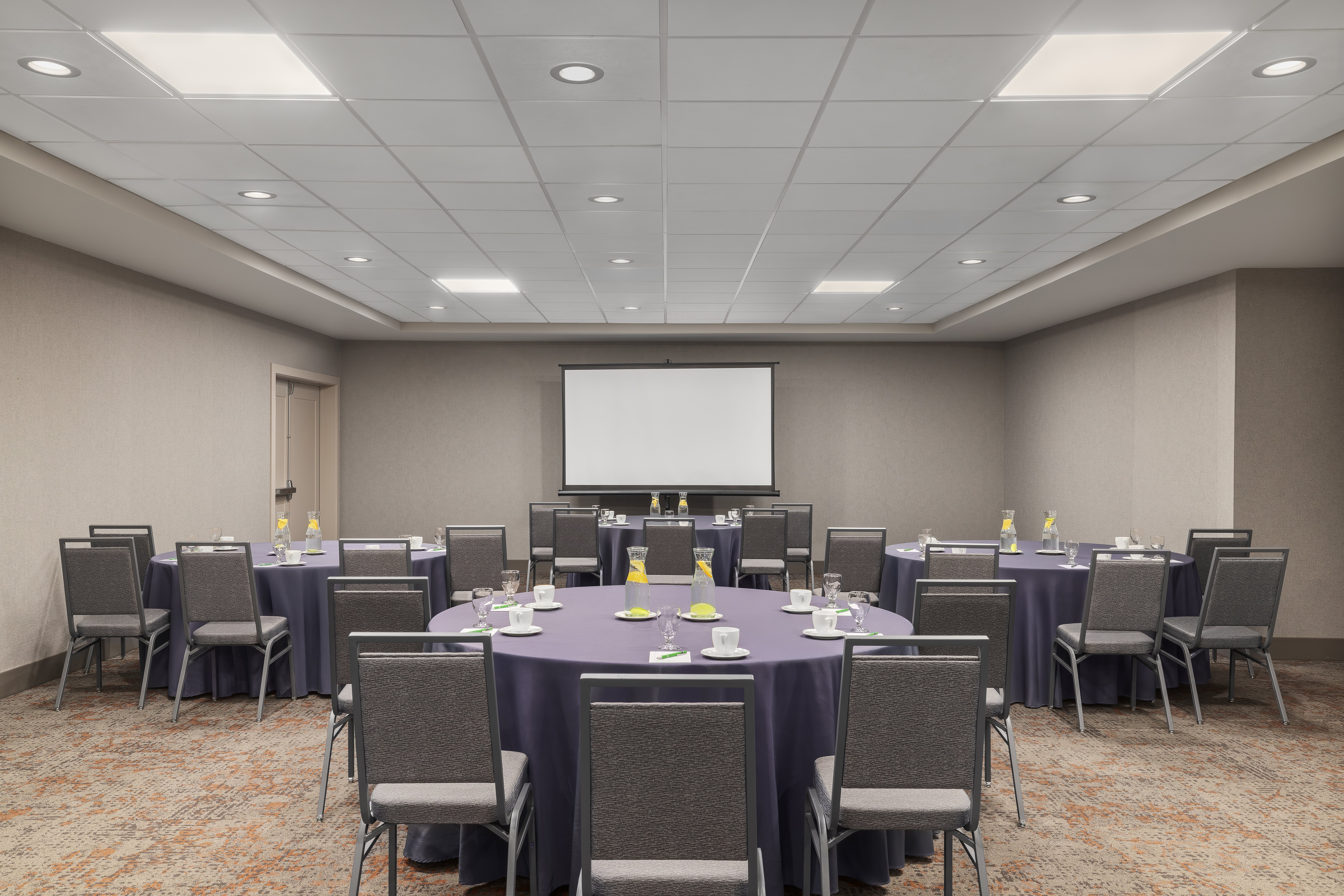 holiday inn wichita east i 35 by ihg