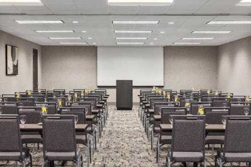 holiday inn wichita east i 35 by ihg