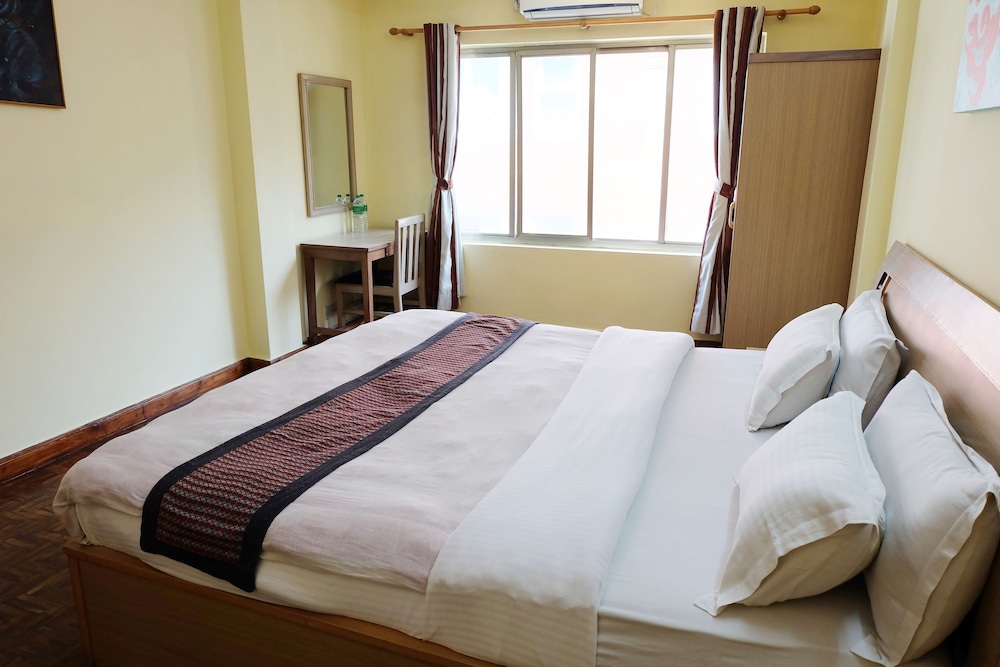 Hotel Mountain Gateway,In Kathmandu (Thamel),3 star