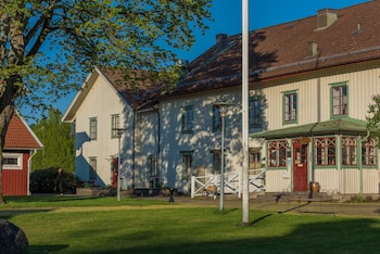 tva skyttlar