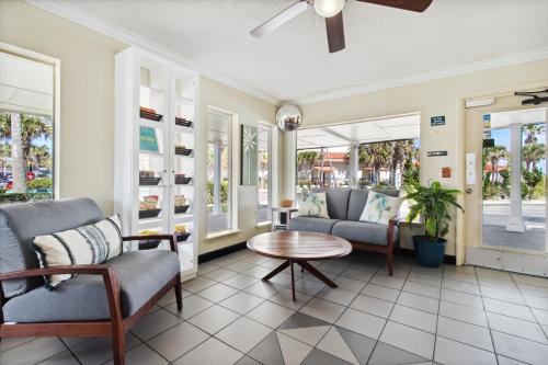 seahorse oceanfront inn