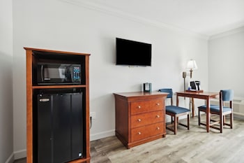 seahorse oceanfront inn