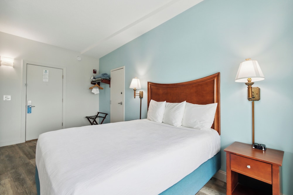 seahorse oceanfront inn