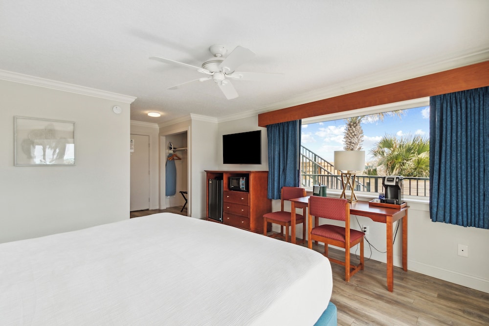 seahorse oceanfront inn