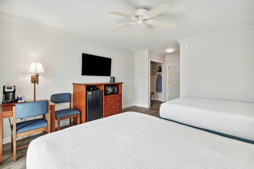 seahorse oceanfront inn