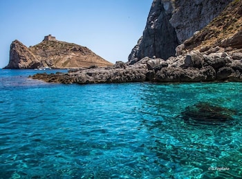 central gallery rooms