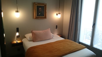 coq hotel paris