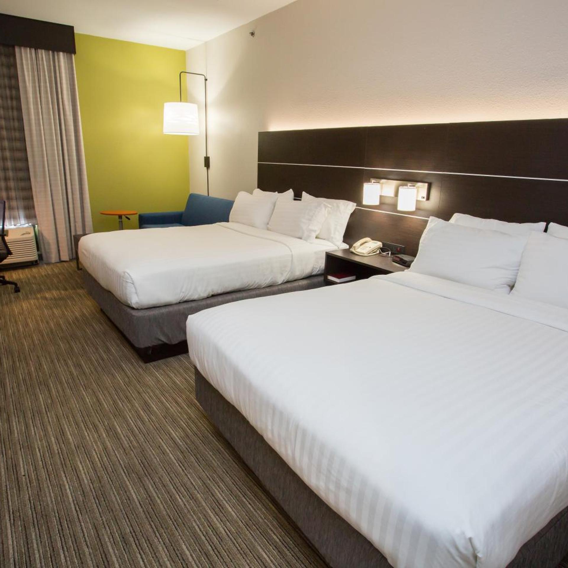 holiday inn express wilmington by ihg