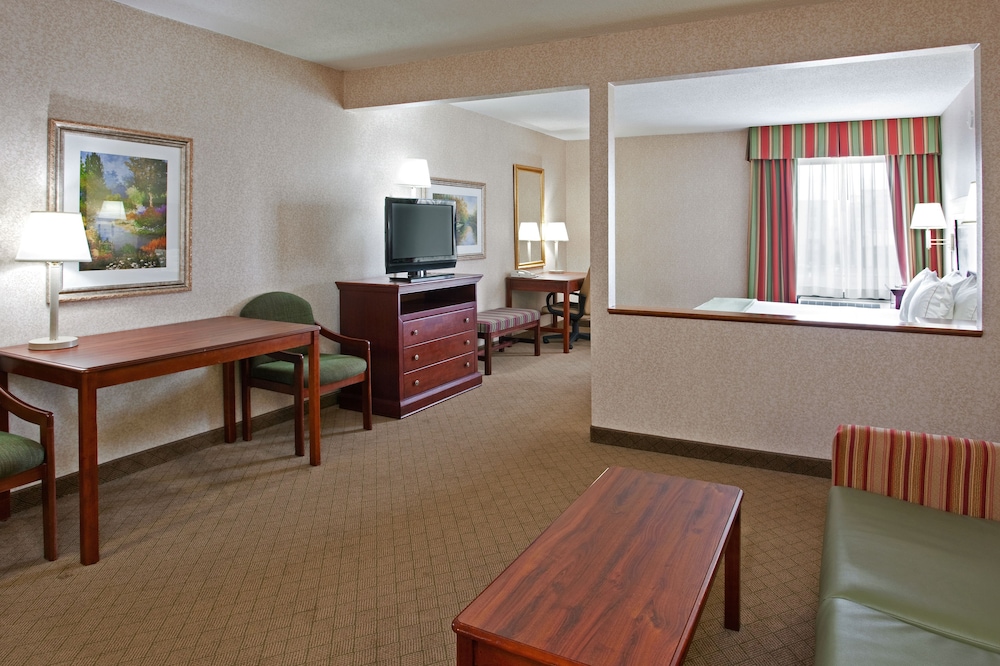 holiday inn express wilmington by ihg