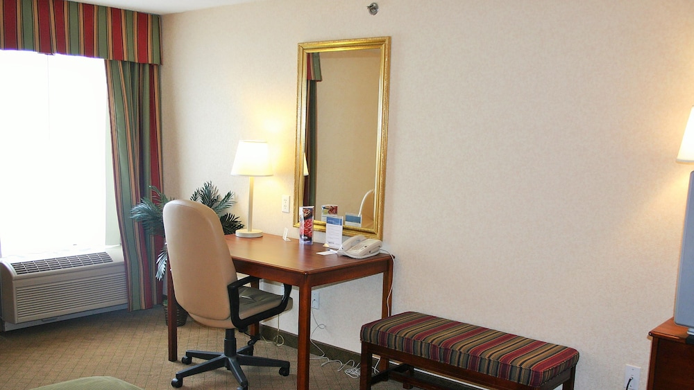 holiday inn express wilmington by ihg