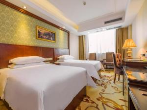 Vienna Hotel Guangxi Guilin Railway Station Cuizhu Road,,3 star