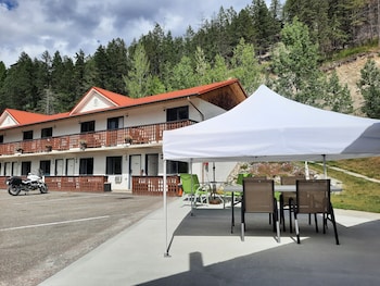 Alpen Motel,Radium Hot Springs>>Edgewater,3 star