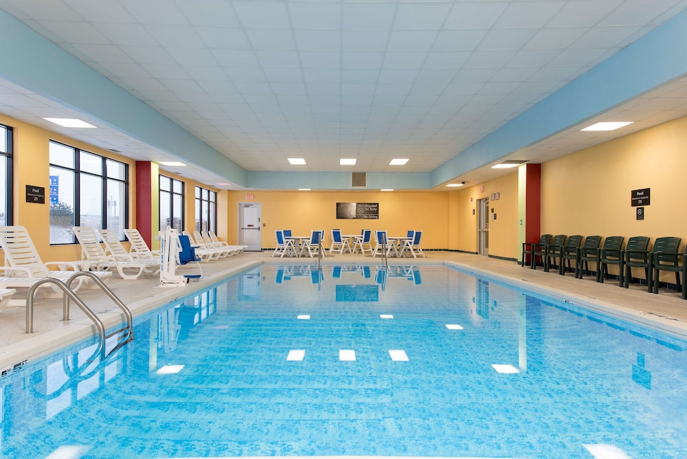 hampton inn grand rapids south