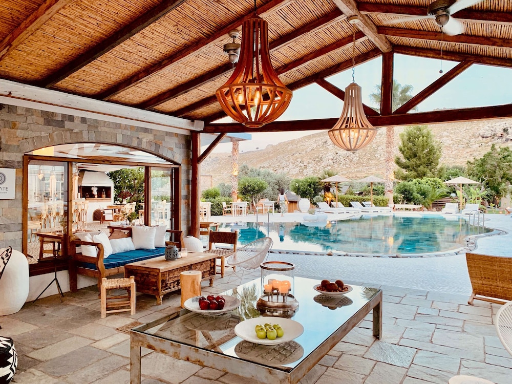 caesars gardens hotel and spa adults only
