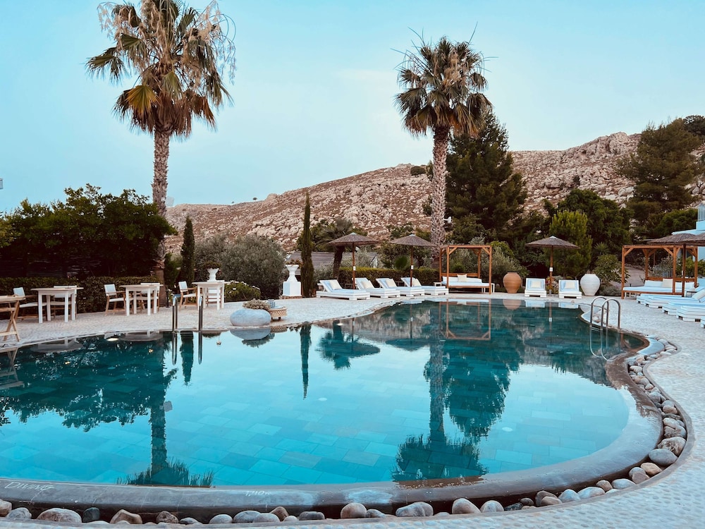 caesars gardens hotel and spa adults only