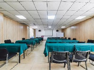 hanting hotel zhengzhou technology market