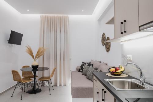 petros studios and suites
