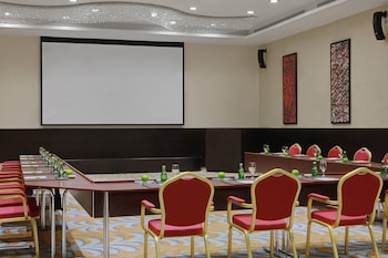 Courtyard Jazan By Marriott,Al Rawda Dst. Park>>Jizan,4 star