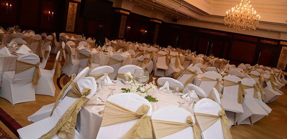 helnan landmark hotel