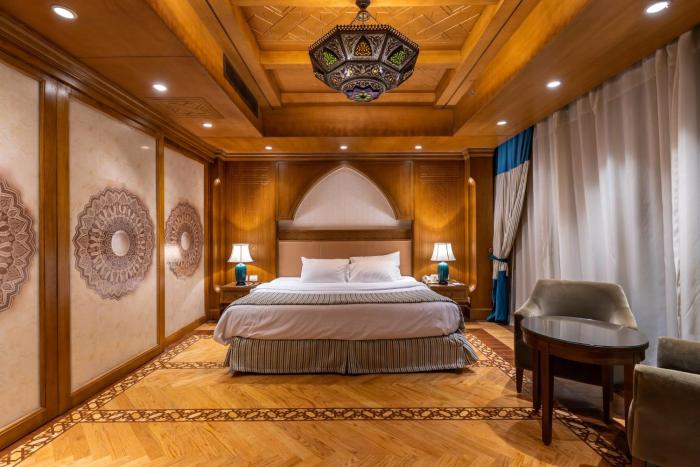 helnan landmark hotel