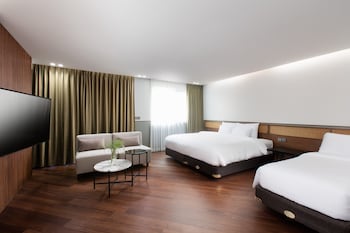 sr suites pangyo