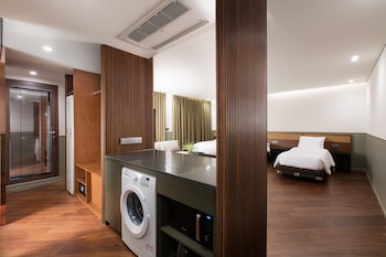 sr suites pangyo